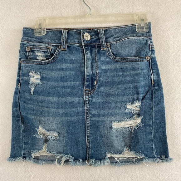 American Eagle Outfitters Dresses & Skirts - American Eagle Denim Mini Skirt Women Size 2 Super Stretch Distressed Frayed Hem